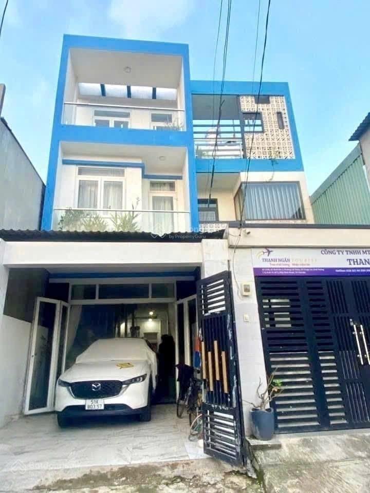 Xuất ngoại bán gấp ô tô ngủ trong nhà chỉ 6.5 tỷ