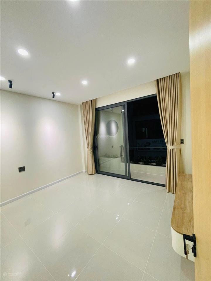Hiếm phân khúc 4.x tỷ nhà mới 2 tầng linh đông dọn vào ở ngay