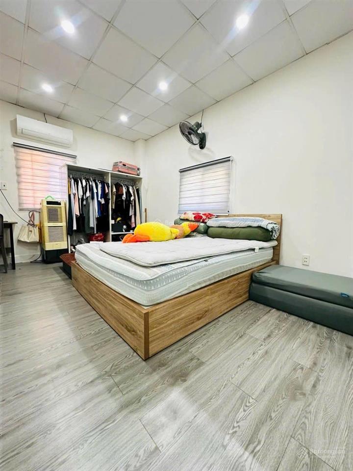 Hiếm phân khúc 3,x tỷ nhà 2 tầng hiệp bình chánh sổ riêng ở ngay