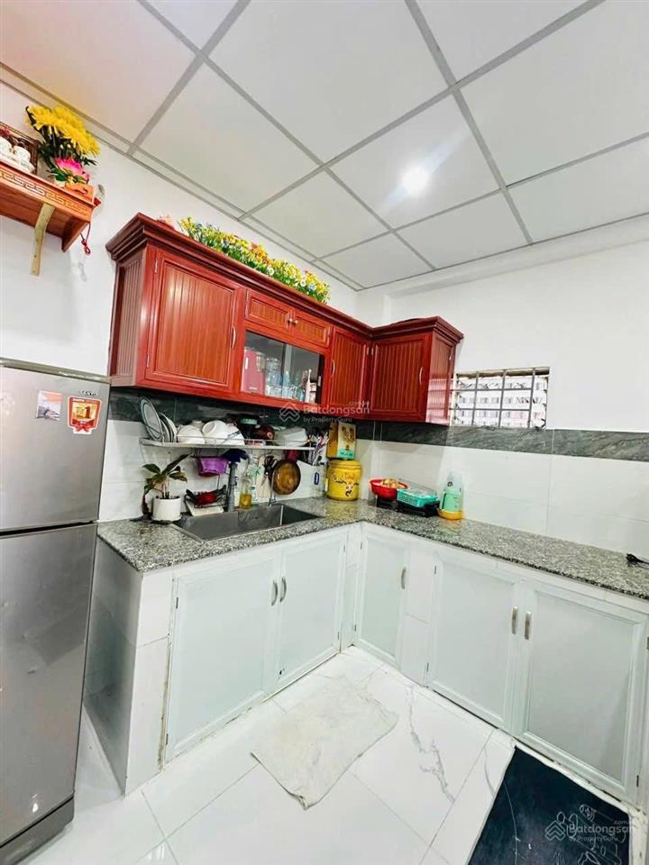 Hiếm phân khúc 3,x tỷ nhà 2 tầng hiệp bình chánh sổ riêng ở ngay