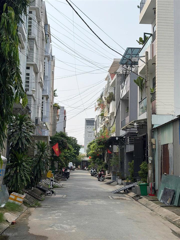 Đất hồng long sát vạn phúc city 60m chỉ 4,7 tỷ  hxh