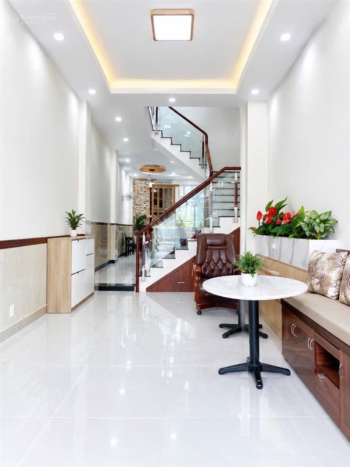 Kha vạn cân linh đông | mặt tiền đường 7m cách vành đai 50m nhà đẹp 8.6 tỷ
