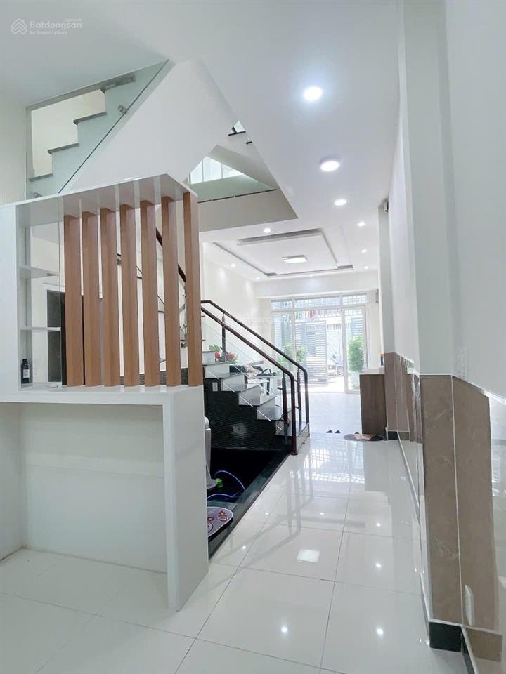 Kha vạn cân linh đông | mặt tiền đường 7m cách vành đai 50m nhà đẹp 8.6 tỷ