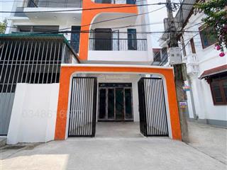 Nhà lô góc, biệt thự mới xây, diện tích 70 mét gần đại học thể dục thể thao  ô tô vào nhà