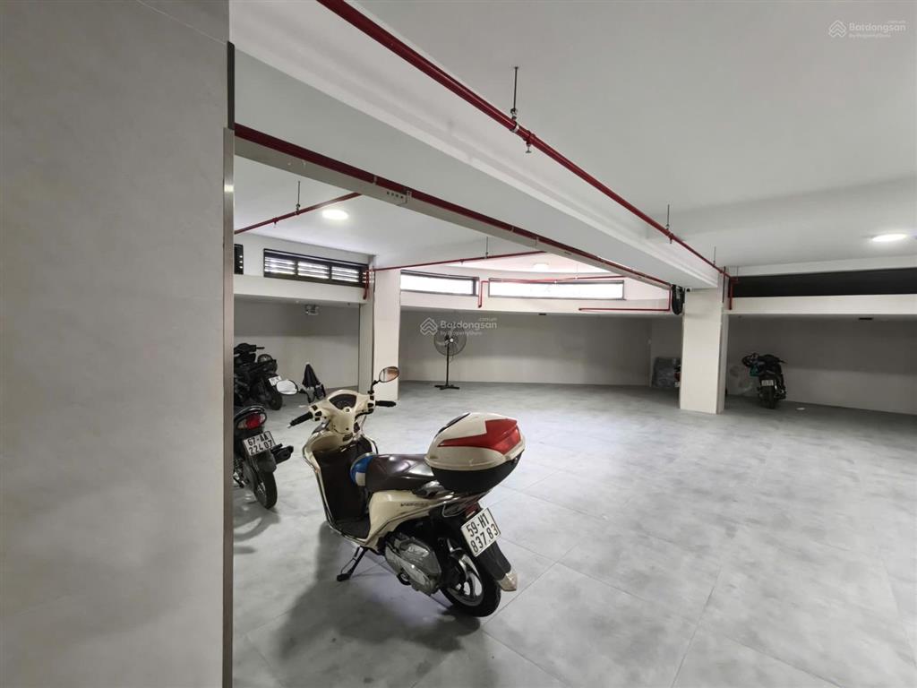 Chỉ 580tr cho thuê tòa nhà làm vp thiết kế 68 phòng làm việc  diện tích sàn 2050m2  1 hầm 7 tầng