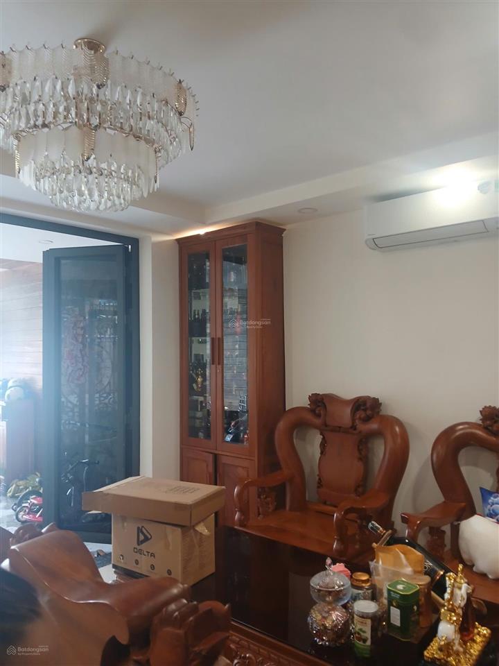 Chỉ 65tr/ tháng cho thuê nguyên căn 7 phòng ngủ ngay ubnd quận 2 củ trung tâm hành chính mới