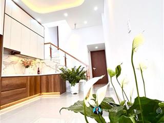 Bán nhà p.tân phú, q.7, 43m2, 4 tỷ 95 có phòng ngủ dưới trệt, 0 quy hoạch