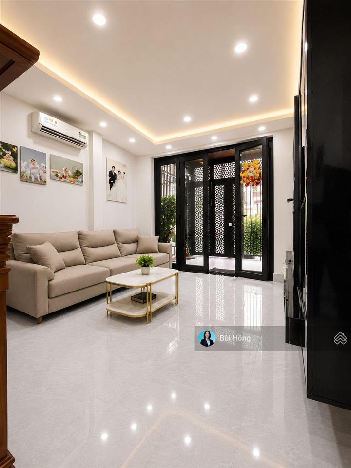 Bán nhà mới 75m2, ngang 4.2, chỉ 6 tỷ, huỳnh tấn phát, p.phú thuận, q7
