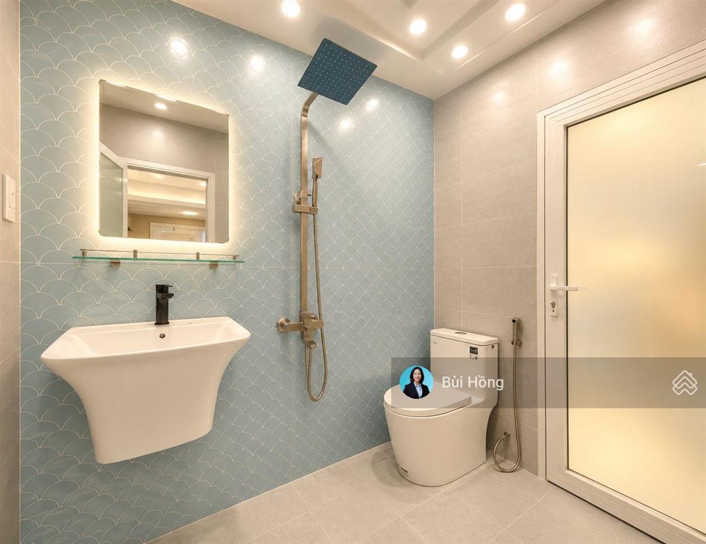 Bán nhà 100m ra đường huỳnh tấn phát, q.7, 9x6, 4pn, giá 6.8 tỷ