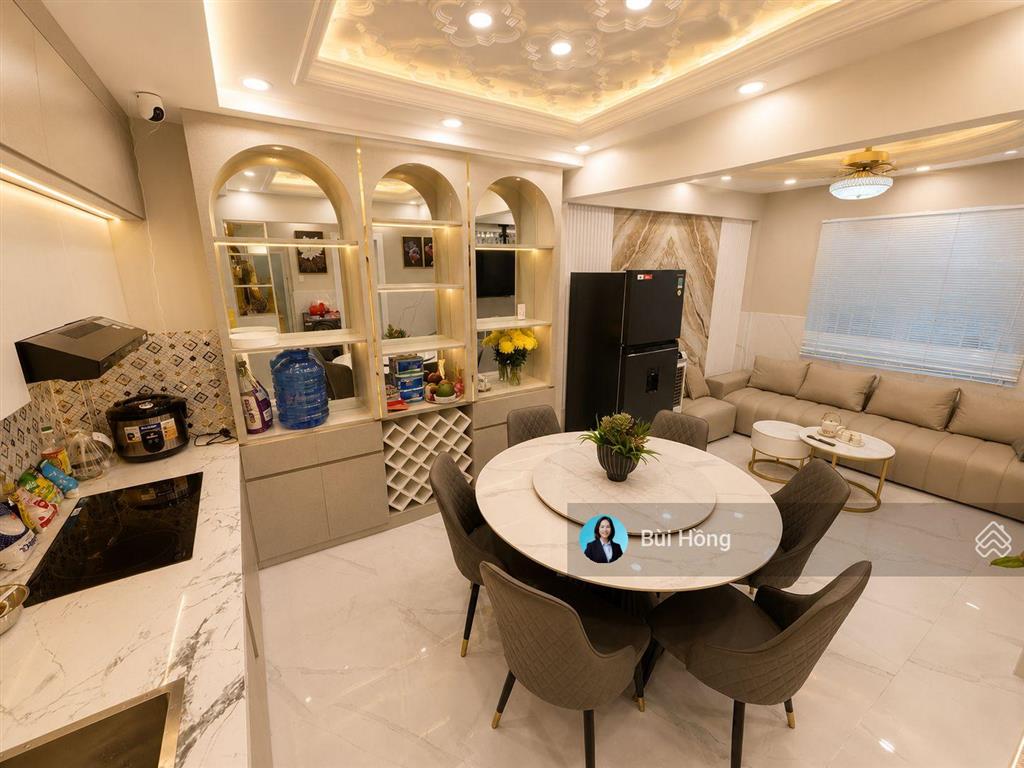 Bán nhà 100m ra đường huỳnh tấn phát, q.7, 9x6, 4pn, giá 6.8 tỷ