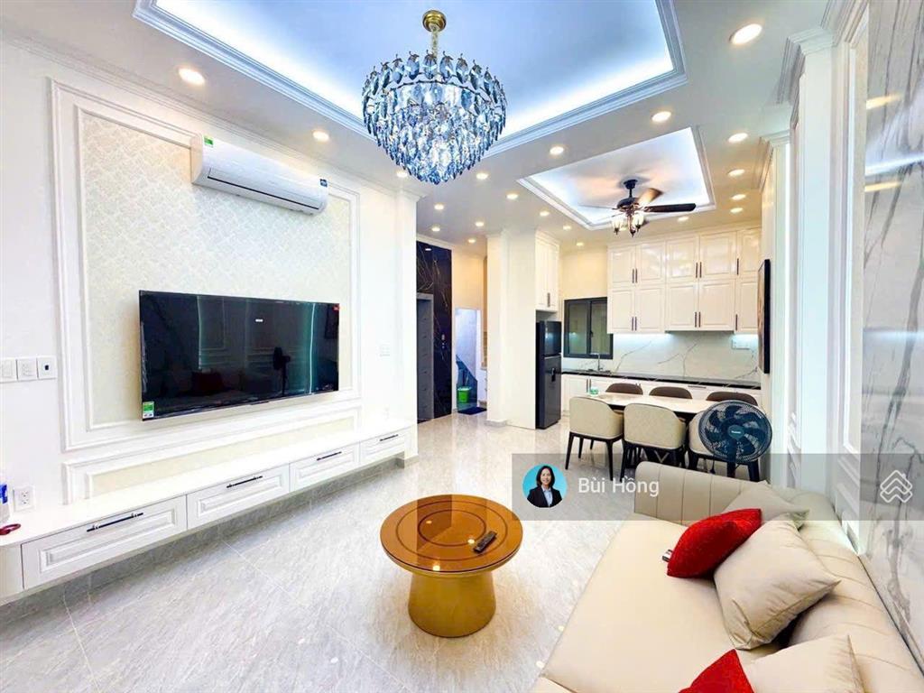 Bán nhà 8x12, 3l, 3pn, giá 7 tỷ 9, huỳnh tấn phát, quận 7