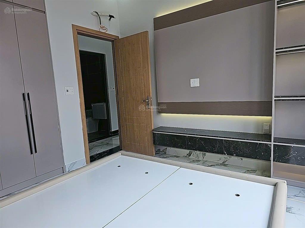 Bán nhà 3 tầng, 5x10, giá 4.98 tỷ, huỳnh tấn phát, quận 7