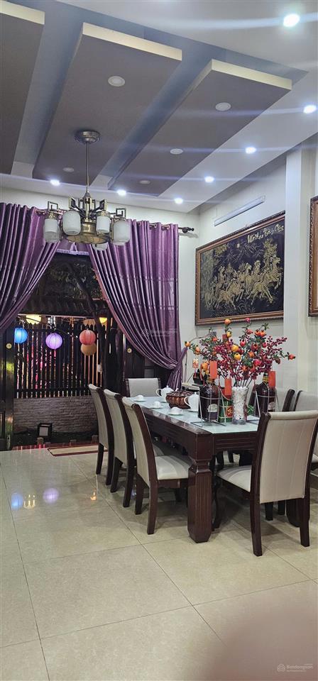 Chính chủ thay đổi chỗ làm việc, nên bán lại biệt thự mặt tiền 4 tầng 137m2  view công viên