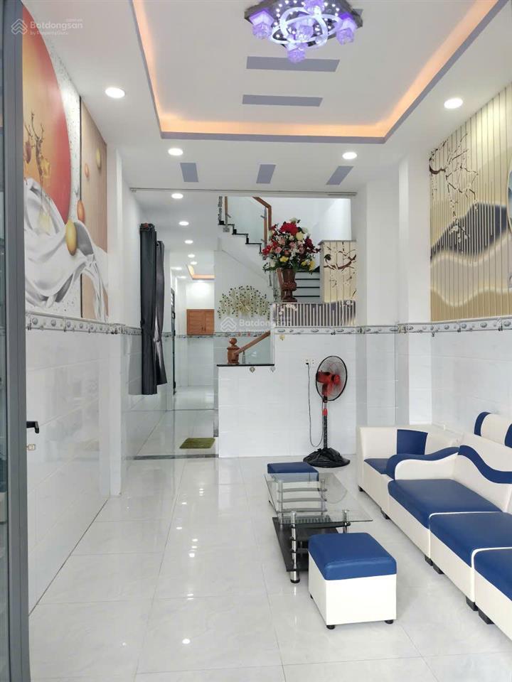 Căn góc 3 tầng, 81m2, hẻm 7m phù hợp ở kết hợp làm vp, nail, spa, 6,2 tỷ