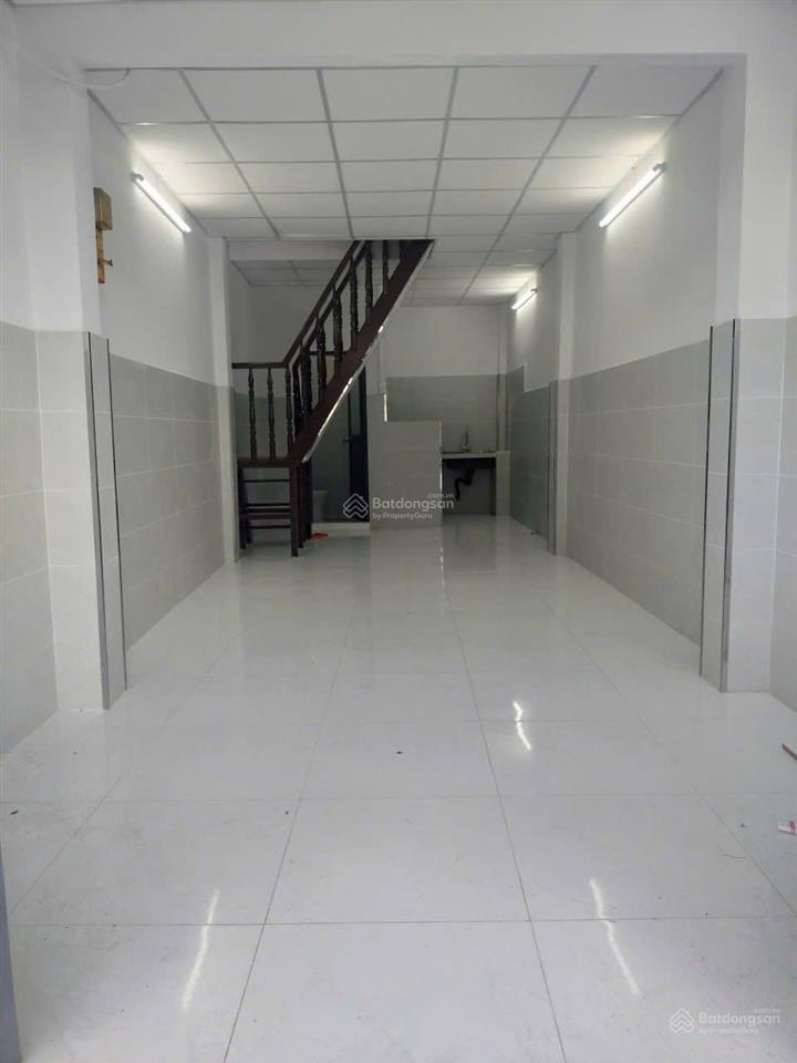 Quận 6  chủ gửi bán nhà 2 tầng, đường nhựa 12m, chỉ hơn 5 tỷ