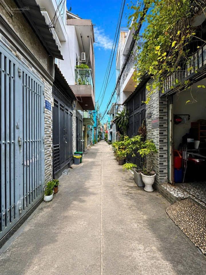 Chỉ 3.95 tỷ có ngay nhà 2 tầng đẹp đường số 12 bình tân, giáp lê văn quới, hoàn công đủ