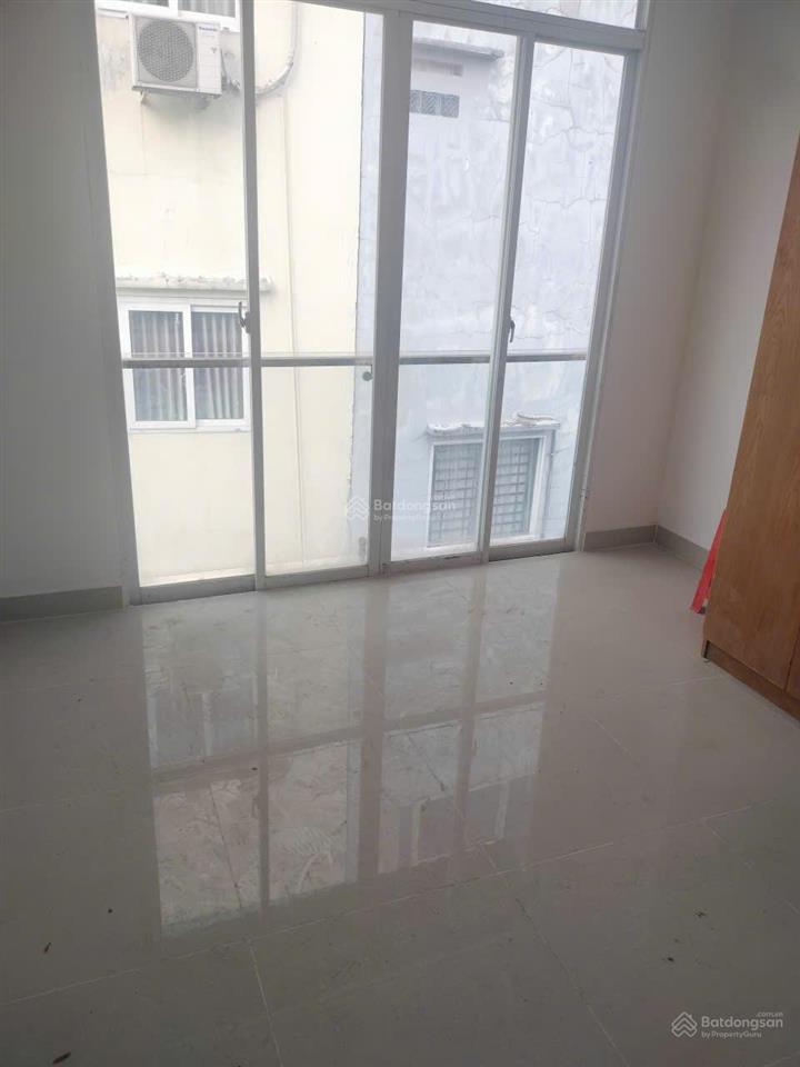 Quận 6 chủ gửi bán nhà 4 tầng, 4 phòng ngủ, ô tô vào sát cửa  mua vào ở liền. chỉ 5,98 tỷ (tl)