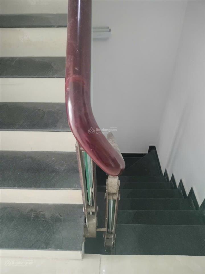 Quận 6 chủ gửi bán nhà 4 tầng, 4 phòng ngủ, ô tô vào sát cửa  mua vào ở liền. chỉ 5,98 tỷ (tl)
