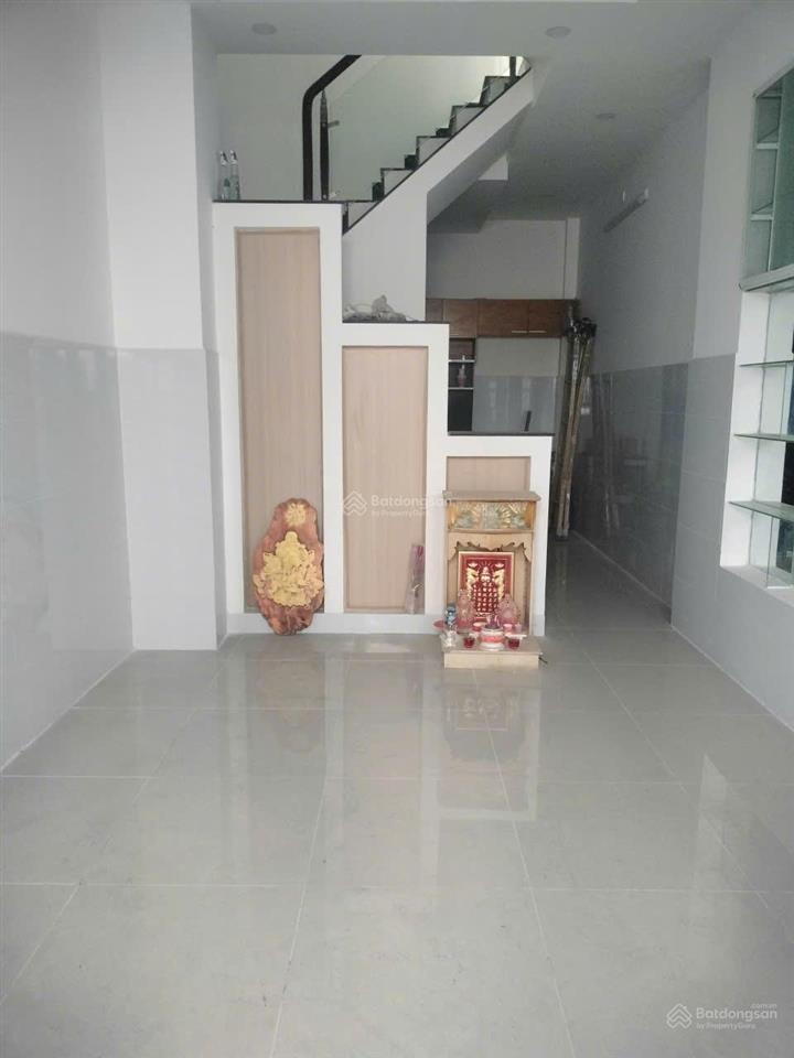 Quận 6 chủ gửi bán nhà 4 tầng, 4 phòng ngủ, ô tô vào sát cửa  mua vào ở liền. chỉ 5,98 tỷ (tl)