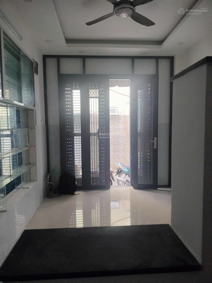 Quận 6 chủ gửi bán nhà 4 tầng, 4 phòng ngủ, ô tô vào sát cửa  mua vào ở liền. chỉ 5,98 tỷ (tl)