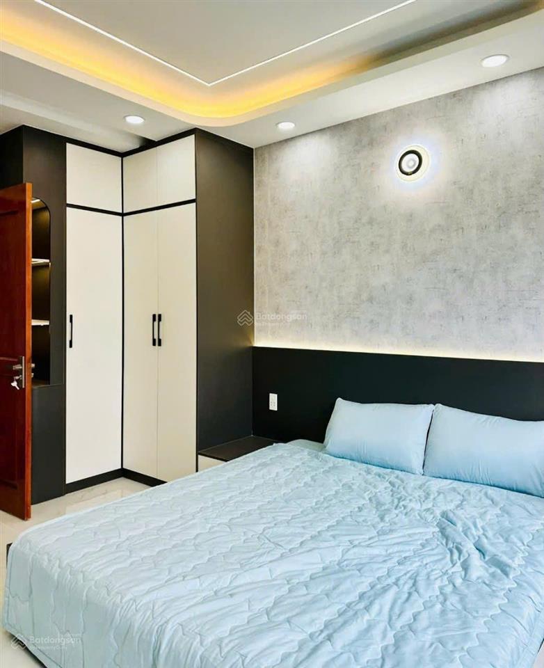Nhà 5 tầng, xây mới 100%  full nội thất  ô tô ngủ trong nhà