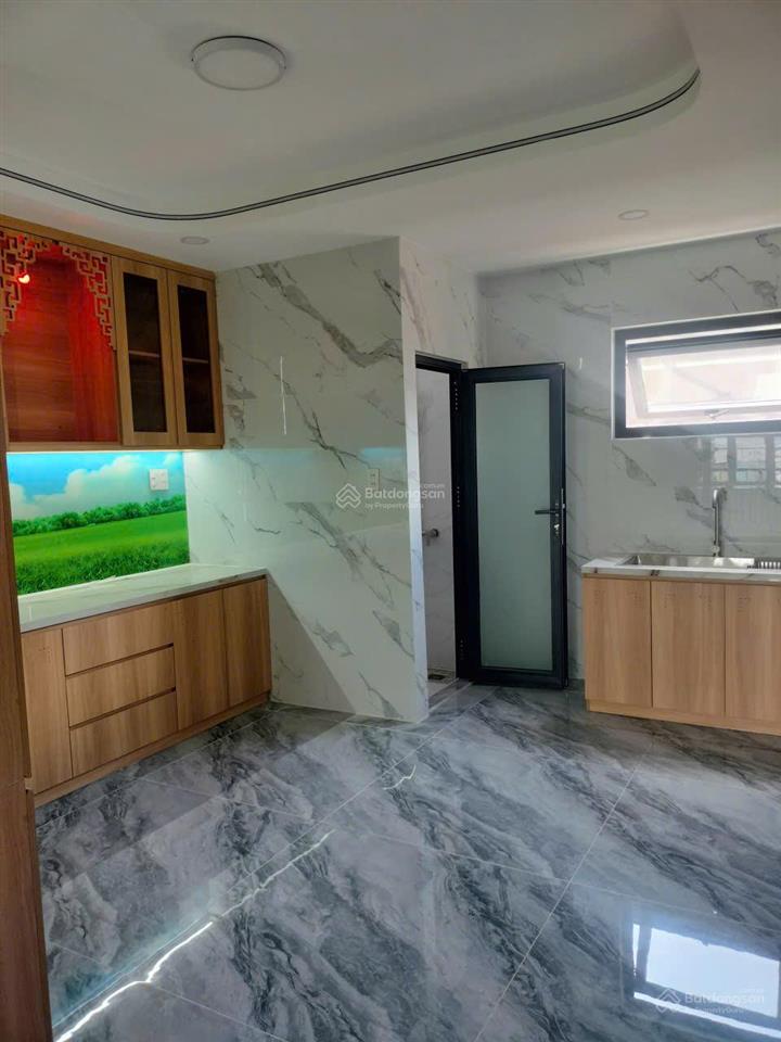 Cần thu hồi vốn, bán nhanh nhà 6 tầng, thang máy, 8pn, đường 8m  chỉ 8,6 tỷ  hl2, bình tân
