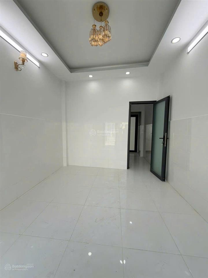 [quận 8] cần thu hồi vốn, giảm 300tr, bán nhanh nhà 3 tầng mới tinh, 4pn, vào ở ngay  chỉ 4,3 tỷ
