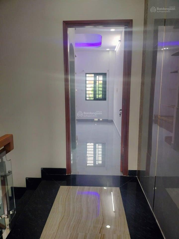 Nhà đẹp 5 tầng, mới 100%, hẻm 8m, 6 phòng ngủ tại bình trị đông  chỉ 8,5 tỷ