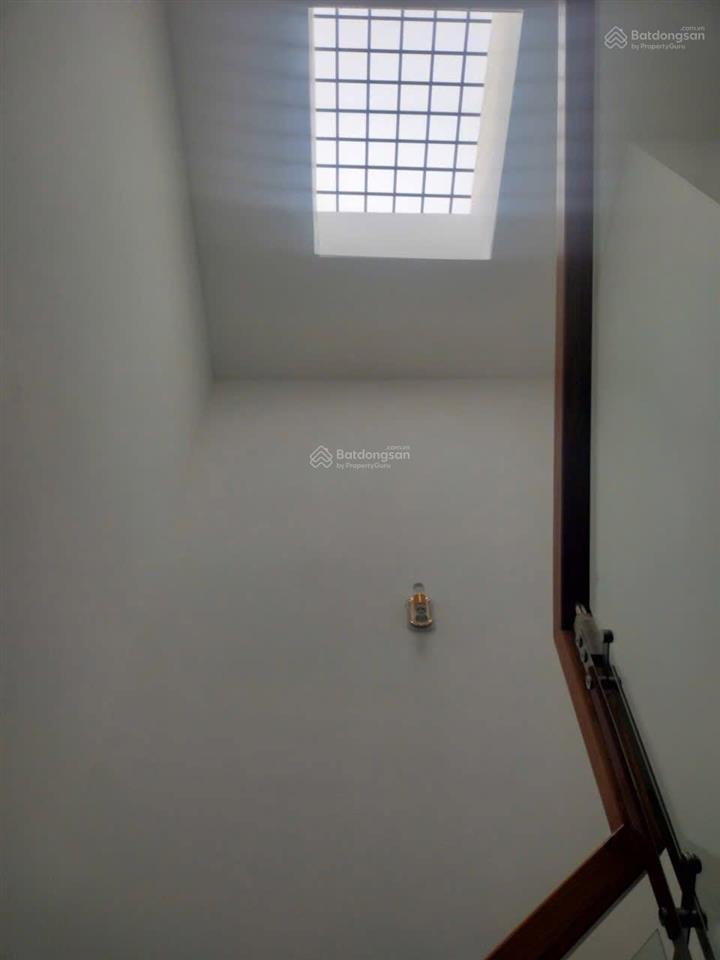 Nhà đẹp 5 tầng, mới 100%, hẻm 8m, 6 phòng ngủ tại bình trị đông  chỉ 8,5 tỷ