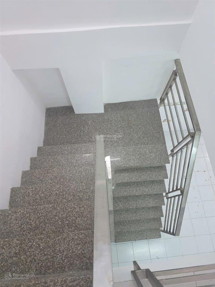 Quận 11 nhà 4 tầng, sát mặt tiền, 3 phòng ngủ, giá cực tốt cực hiếmchỉ 4,7 tỷ