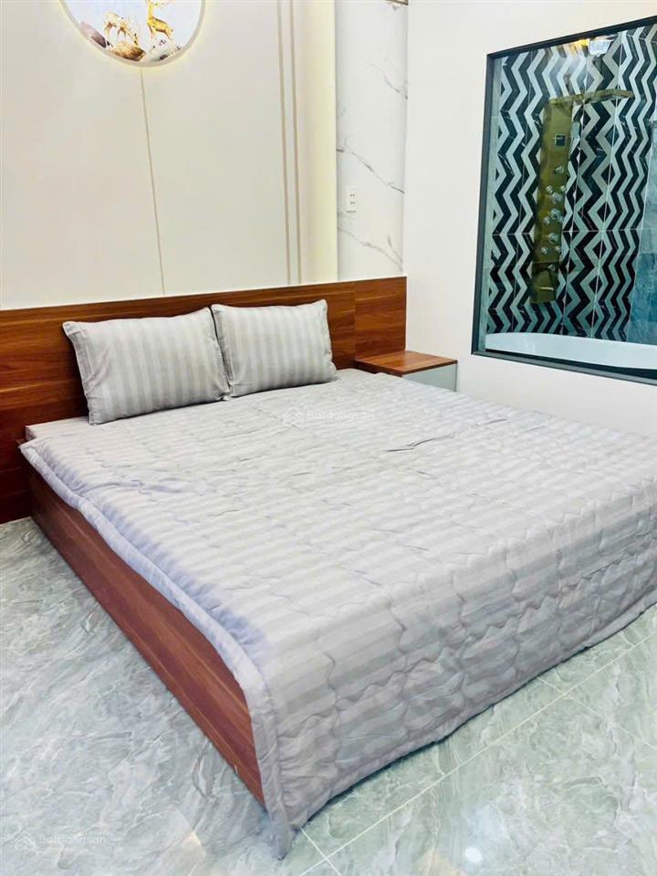 Nhà mới 100%, xây 5 tầng, 6pn, có thang máy, hẻm 5m, ngay nguyễn sơn  bình long  nhỉnh 8 tỷ