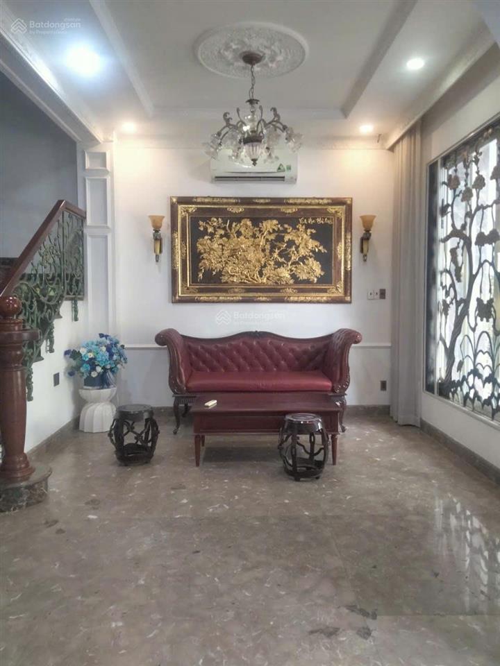 Chính chủ về quê, cần bán lại biệt thự 4 tầng  mặt tiền yên thế, tân bình