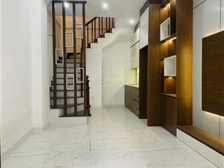 Hàng hiếm bán nhà ngõ 337 định công dt 30m2 x 5 tầng giá 9 tỷ gần chợ, kinh doanh, ô tô đỗ cửa