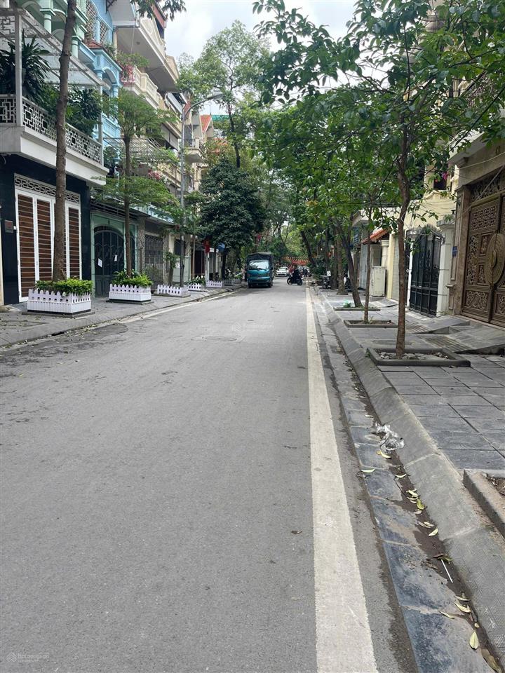 Hiếm  bán biệt thự kđt định công dt 87m² 3x tỷ nhà đẹp kinh doanh ô tô ngủ