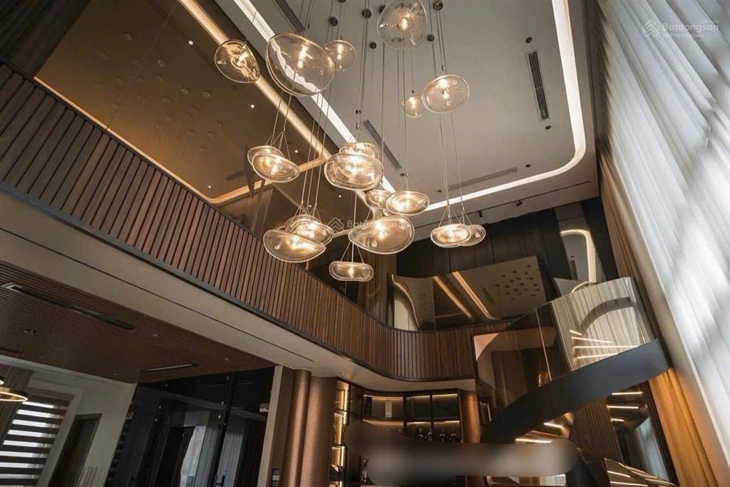 Siêu phẩm luxury thanh xuân tuyệt đẹp, chất lượng dt 85m2 7 tầng thang máy hiện đại 0984 039 ***