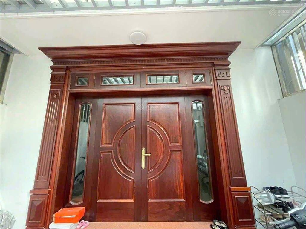 Gia đình cần nhà rộng!!!! hoàng văn thái p lô quân đội dt 85m x 4 tầng mt5m ô tô  0984 039 ***