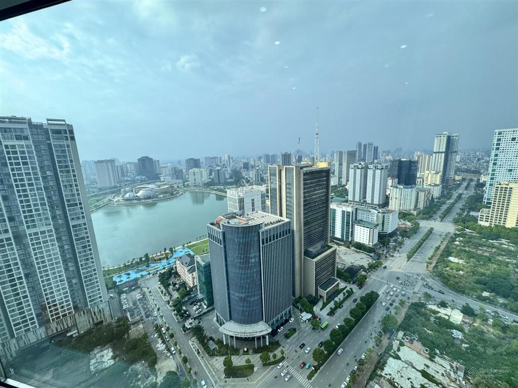 Chính chủ cần bán căn 126m² keangnam 3 phòng ngủ sẵn hđ thuê nhà view hồ đẹp giá hấp dẫn