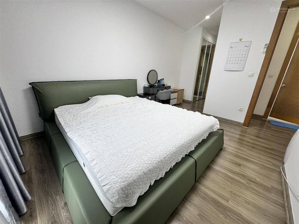 Chính chủ cần bán căn 126m² keangnam 3 phòng ngủ sẵn hđ thuê nhà view hồ đẹp giá hấp dẫn