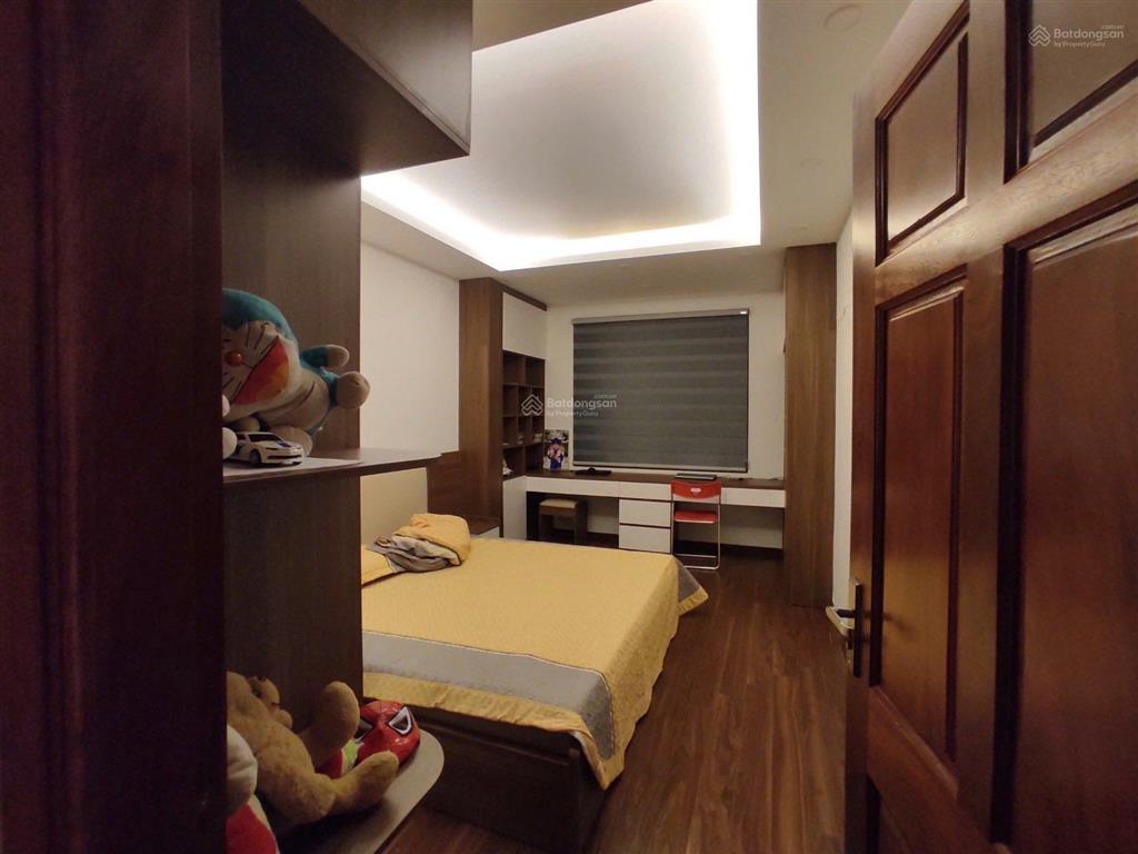 Bán nhà phố yên lãng! phân lô, thang máy chờ, full nội thất, ô tô, kinh doanh. 55m*6t