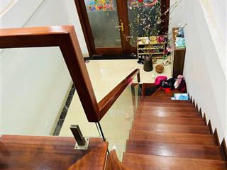 Bán nhà phố yên lãng! phân lô, thang máy chờ, full nội thất, ô tô, kinh doanh. 55m*6t