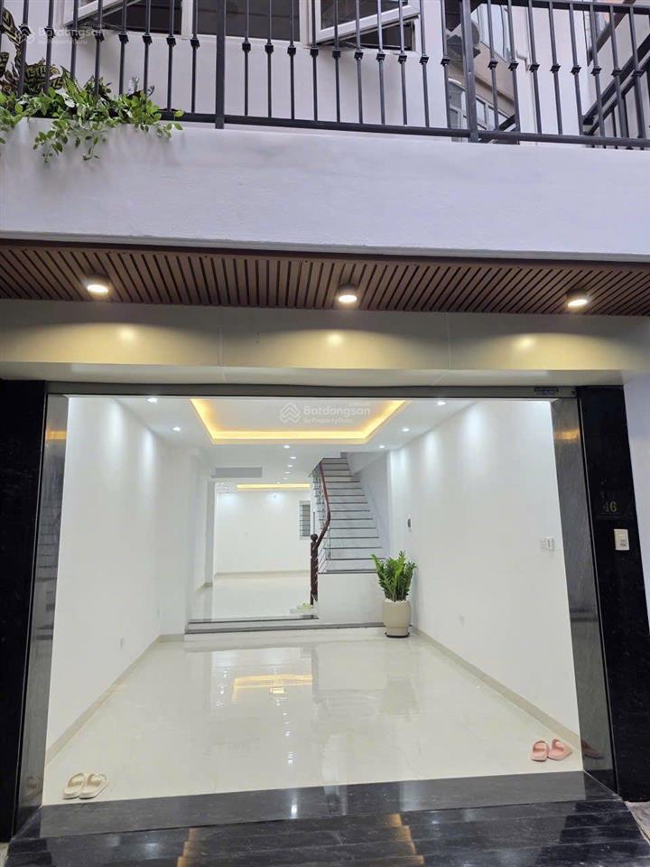 Quanh 16 tỷ lê trọng tấn  ô tô vào nhà  kinh doanh đỉnh 4pn dt55m2 x 4 tầng ô chờ thang máy