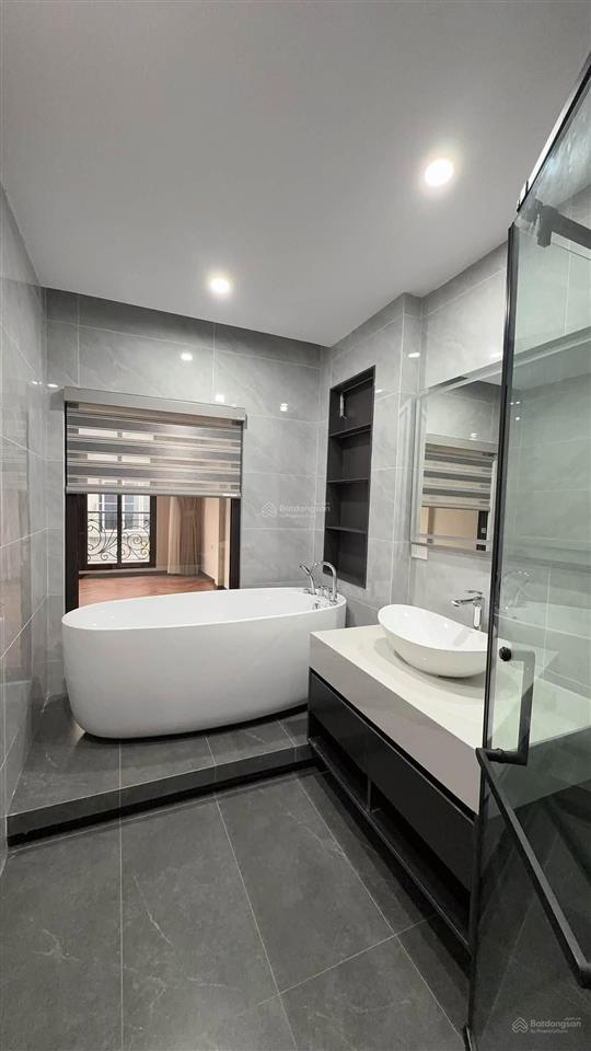 Hàng hiếm nhà phố thái hà dt 50m2 x 7 tầng thang máy ô tô kinh doanh đỉnh giá bất ngờ