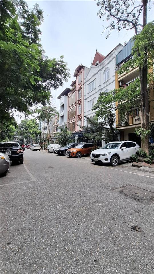 Phân lô trương định  dt 65m2 mt 5m gara ô tô tránh vỉa hè ở kinh doanh đỉnh  0984 039 ***