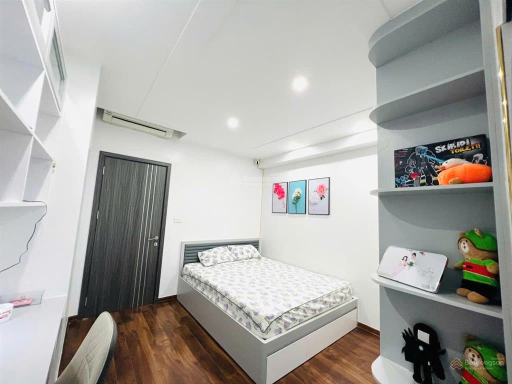 Chính chủ thiện chí cần bán chcc viện chiến lược số 5 tú mỡ, yên hòa, hà nội  116m2 3 ngủ 2 vs