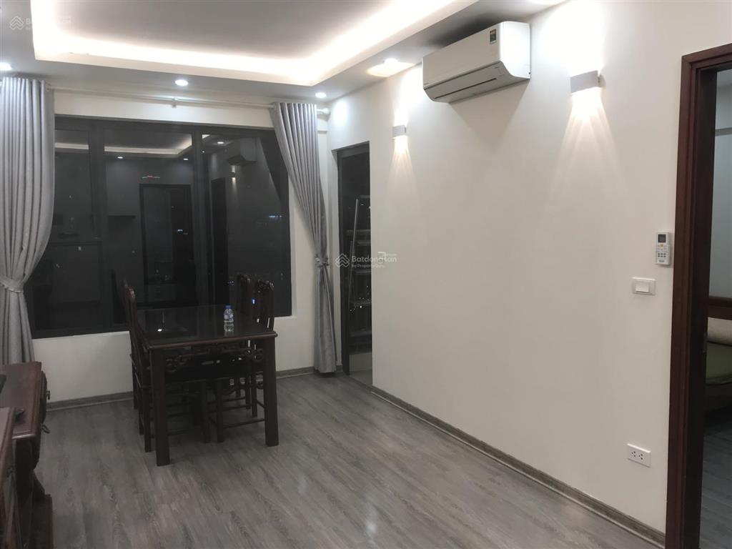 Cho thuê căn hộ 1207 tòa 27a2 green star, phạm văn đồng,hà nội. giá 11.5tr,2 ngủ,2 vệ sinh 65m2