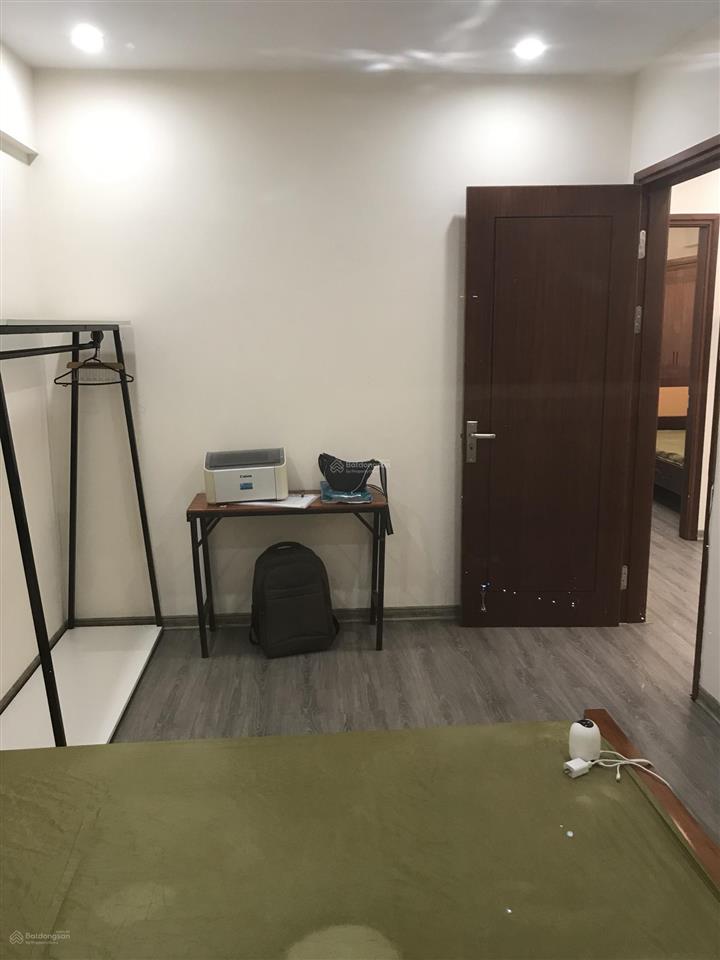 Cho thuê căn hộ 1207 tòa 27a2 green star, phạm văn đồng,hà nội. giá 11.5tr,2 ngủ,2 vệ sinh 65m2