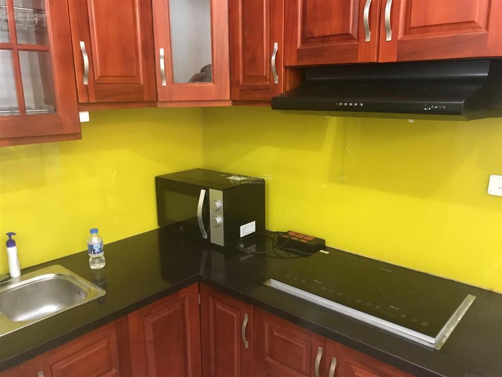 Cho thuê căn hộ 1207 tòa 27a2 green star, phạm văn đồng,hà nội. giá 11.5tr,2 ngủ,2 vệ sinh 65m2