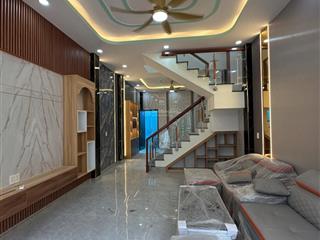 Nhà 2 tầng full nội thất 50m2(4.25x12) chỉ 4.65tỷ  nhà đẹp sẵn vào ở ngay  tl 43  bình chiểu.