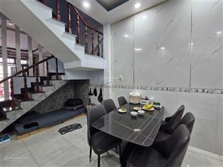 Cạnh nhà thờ khiết tâm bình chiểu thủ đức, hxh, nhà 2 tầng, 55m2,3pn giá 4.7 tỷ.