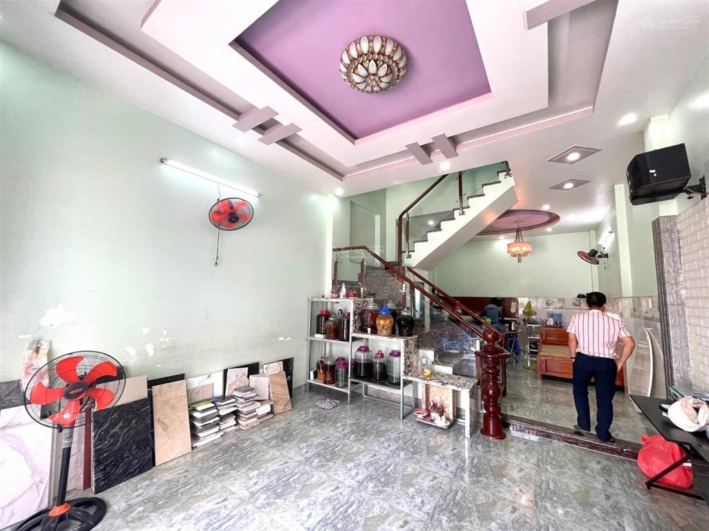 4 tỷ 6  nhà 3 tầng full nội thất ngô chí quốc gần chợ đầu mối, ngã tư bình phước 52m²3pn.